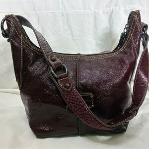 The SAK patent crackled leather burgundy shoulder bag Vintage EUC